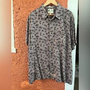 Men’s M.E. Sport Hawaiian Collared Shirt- Size XXL